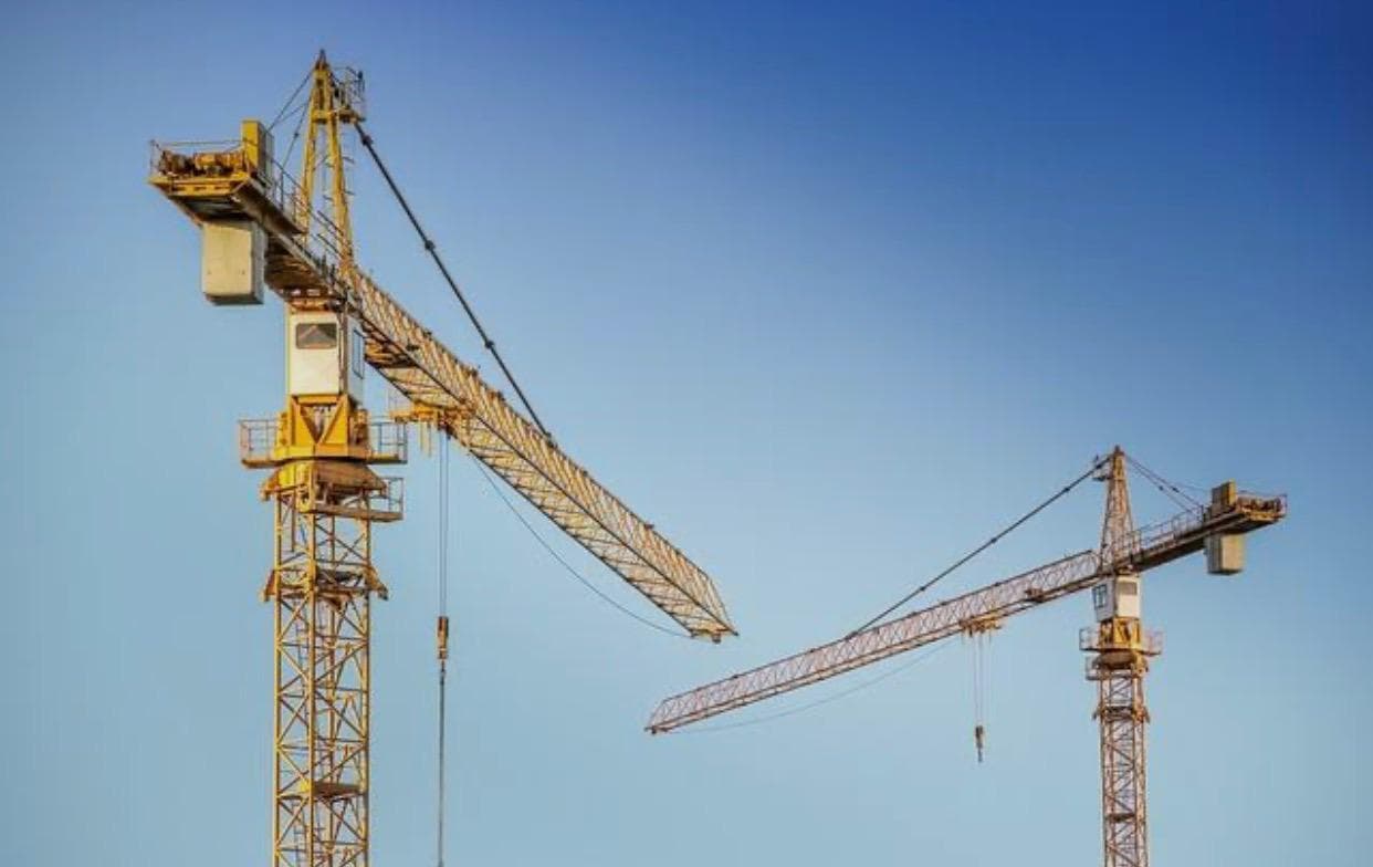 Grues à tour